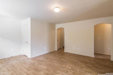 2111 Bigmouth Rod, San Antonio, TX 78224 - photo 5