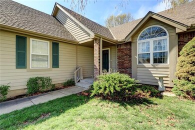 606 Meadowlark Dr, Raymore, MO 64083 - photo 7