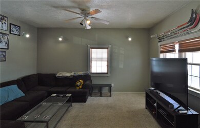 30 E Grant St, Latrobe, PA 15650 - photo 2