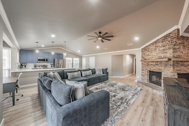 505 Rosemary Ln, Euless, TX 76039 - photo 7