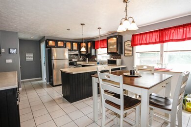 125 Litchfield Rd unit B, Londonderry, NH 03053 - photo 7