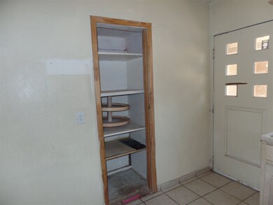 341 S 10th Ave, Yuma, AZ 85364 - photo 7