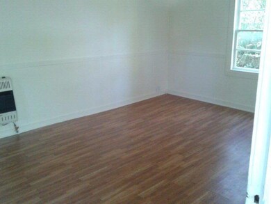 1010 Foster St, Dalton - Photo 2
