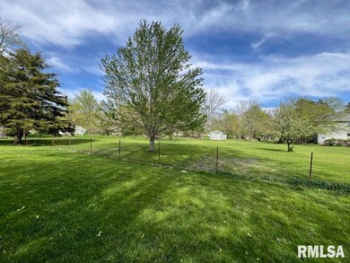 1520 E Wheeler St, Macomb, IL 61455 - photo 5