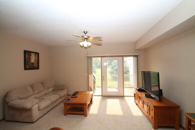 2627 Orchard Dr unit 4, Cedar Falls, IA 50613 - photo 6