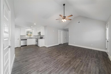 1319 W Gandy St, Denison, TX 75020 - photo 7