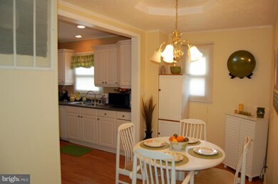 370 W 11th St, Front Royal, VA 22630 - photo 4