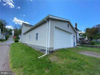 201 W Main St, Weatherly, PA 18255 - photo 4