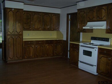 9094 9094 Pleasant Hill Cir, Tyler, TX 75703 - photo 5