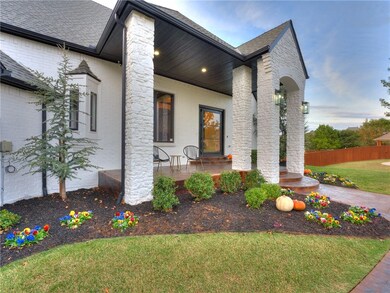 Oversized Front Entry Porch!