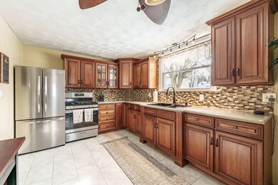 277 Dwight Rd, Springfield, MA 01108 - photo 5