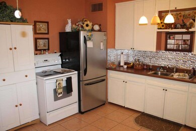 Kitchen 3