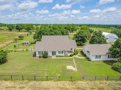 4919 E Lone Chimney Rd, Glencoe, OK 74032 - photo 4
