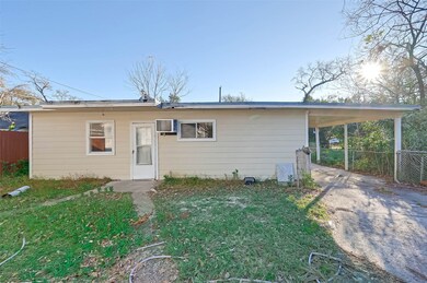 7227 Farnsworth St unit B, Houston, TX 77022 - photo 6