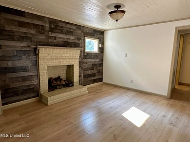 1633 New Sight Dr NE, Brookhaven, MS 39601 - photo 4