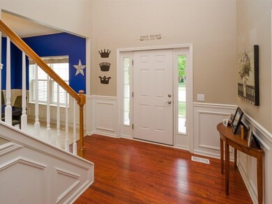 11881 Castlestone Dr, Fishers, IN 46037 - photo 4