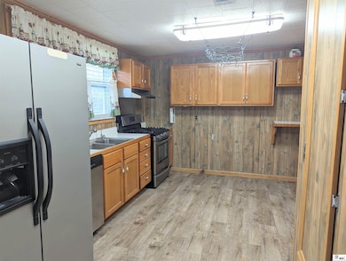 6611 Sonny Boy Yeldell Rd, Bastrop, LA 71220 - photo 5