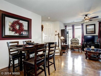 7955 Crescent Park Dr unit 155, Gainesville, VA 20155 - photo 2