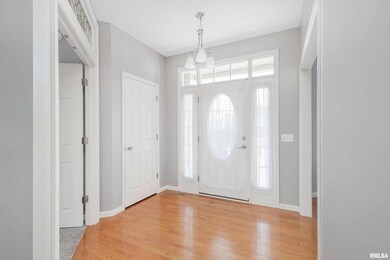 4409 Forest Rd, Davenport, IA 52807 - photo 2