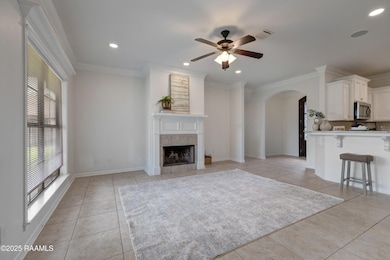 302 Blackwater River Dr, Lafayette, LA 70508 - photo 2