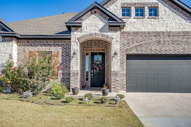 3929 Brookdale Rd, Benbrook, TX 76116 - photo 7