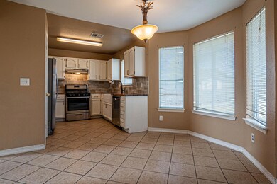 14033 Stoutland Ln, El Paso, TX 79928 - photo 3