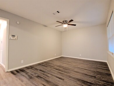 9910 Carmalee St, Houston, TX 77075 - photo 3