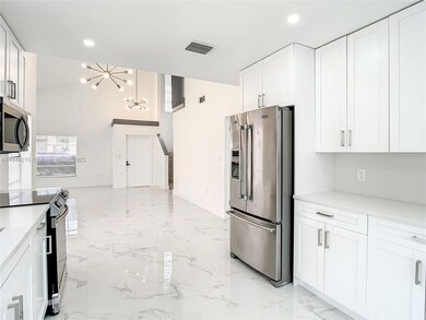 14031 Langley Place, Davie, FL 33325 - photo 4