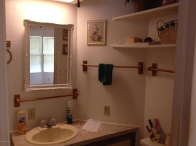 807 Oleander Cir, Sebastian, FL 32976 - photo 5