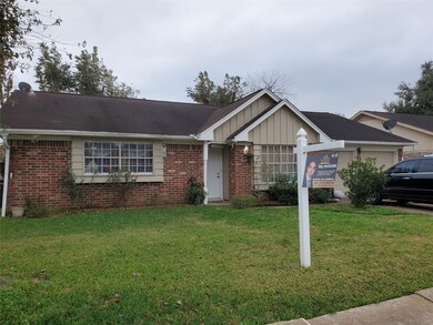 8314 Gulfwood Ln, Houston, TX 77075 - photo 3