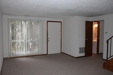 664 Cherry Hollow Rd unit F, Columbus, OH 43228 - photo 3