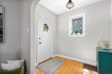 5227 Winona Ave, Saint Louis, MO 63109 - photo 5