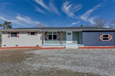 1214 Burney Rd, Asheboro, NC 27205 - photo 3