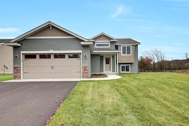 452 30th Ave SE, Saint Cloud, MN 56304 - photo 2