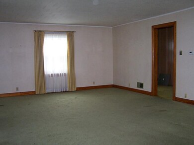 409 Columbia Ave, Tipton, IN 46072 - photo 3