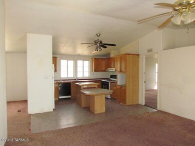 022-208960 kitchen 2