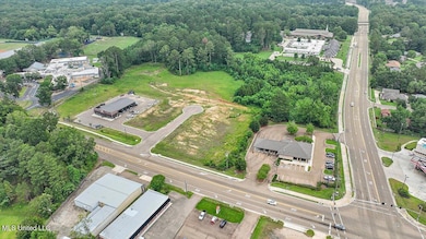 00002 E Northside Dr, Clinton, MS 39056 - photo 2