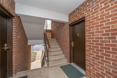 Entry on 2nd floor