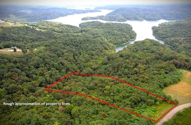 20C N Rockfish Rd, Hilham, TN 38551 - photo 2