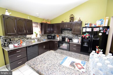 236 Chestnut Dr, Elkton, MD 21921 - photo 2