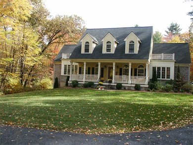 98 Wheelock Rd unit 98, Sutton, MA 01590 - photo 2