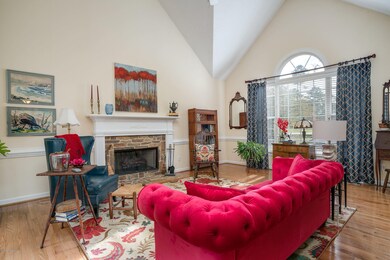 004-711PondViewCt-RockyMount-NC-27804-sm