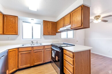 111 Center St unit 6A, Clearfield, UT 84015 - photo 3