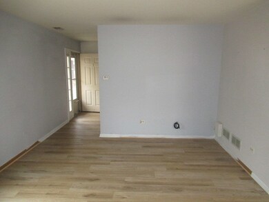 unlisted-address, Lombard, IL 60148 - photo 3