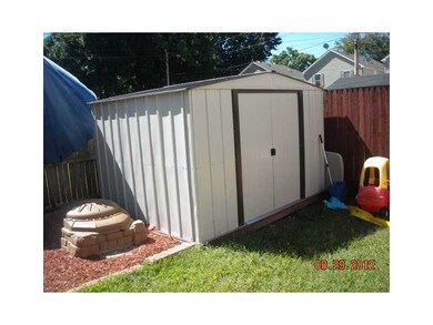 42 Brook St unit 42, Central Falls, RI 02863 - photo 6