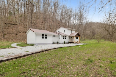 1069 Pleasant Shade Hwy, Pleasant Shade, TN 37145 - photo 5