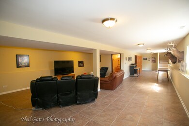 5842 W Maple Ave, Berkeley, IL 60163 - photo 6