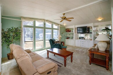 345 Wade Park Ct, Davenport, FL 33897 - photo 3