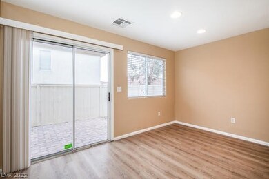 Sliding door with access to the backyard