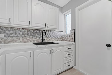 1150 Euclid Ave unit 305, Miami Beach, FL 33139 - photo 5